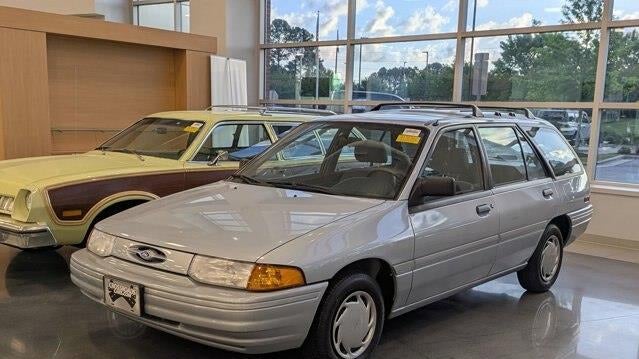 1993 Ford Escort LX