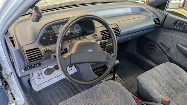 1993 Ford Escort LX
