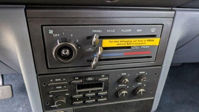 1993 Ford Escort LX