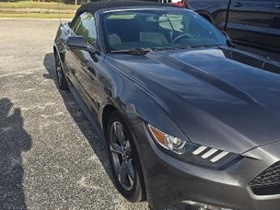 2015 Ford Mustang V6 2DR Convertible