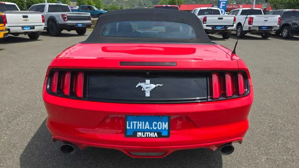 2016 Ford Mustang V6