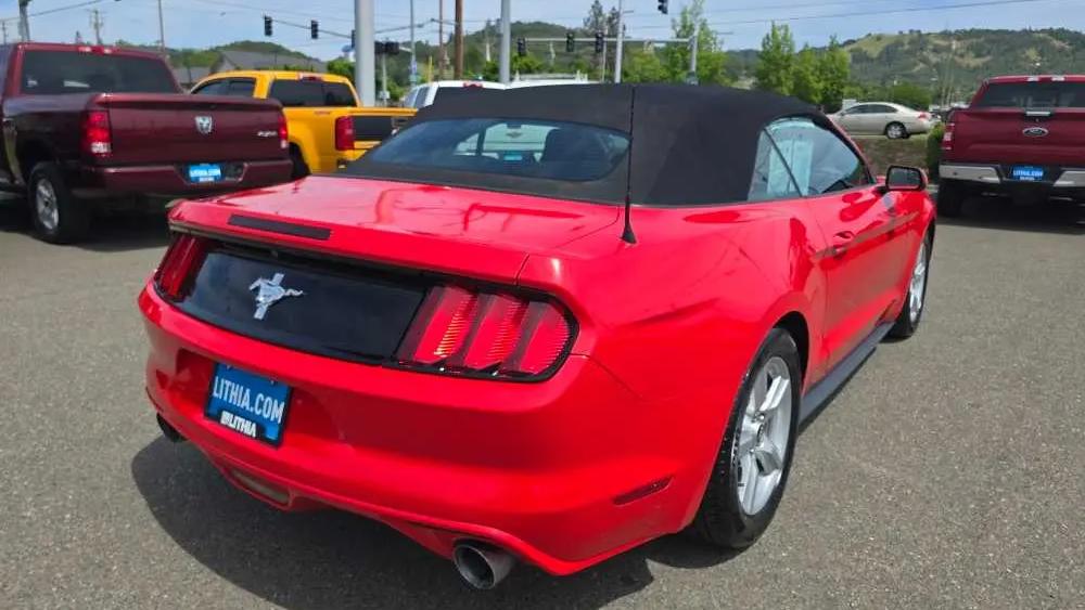 2016 Ford Mustang V6