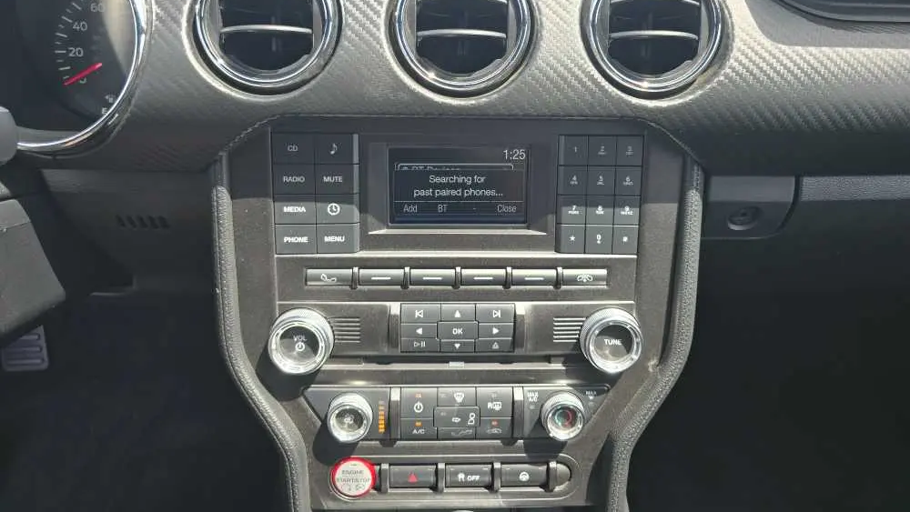 2016 Ford Mustang V6