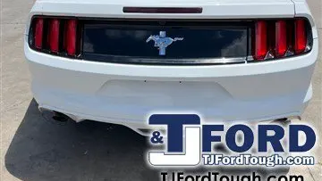 2016 Ford Mustang V6
