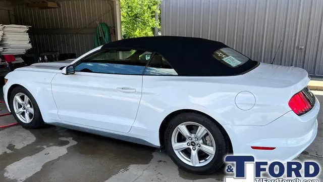 2016 Ford Mustang V6