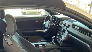 2016 Ford Mustang V6