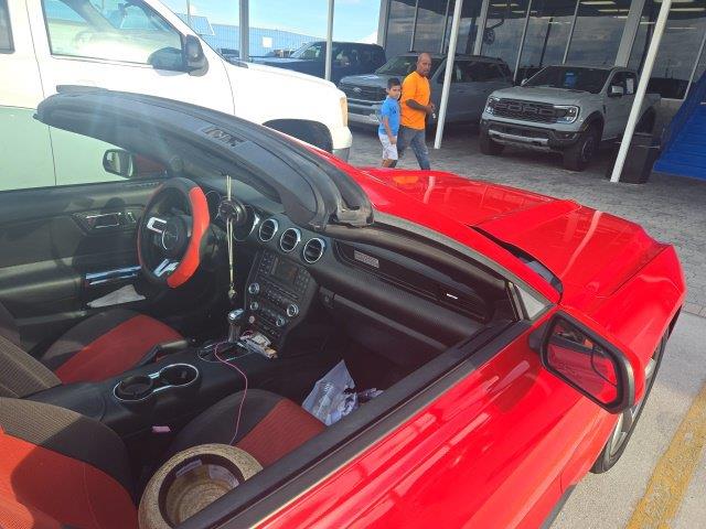 2017 Ford Mustang - $18,495