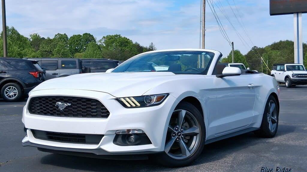 Preowned 2017 Ford Mustang V6 for Sale