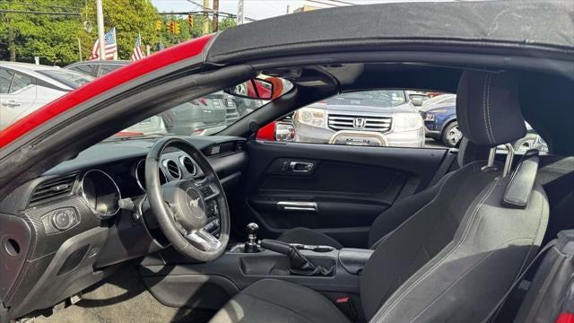 2017 Ford Mustang V6