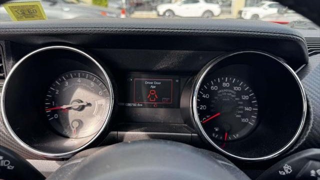 2017 Ford Mustang V6