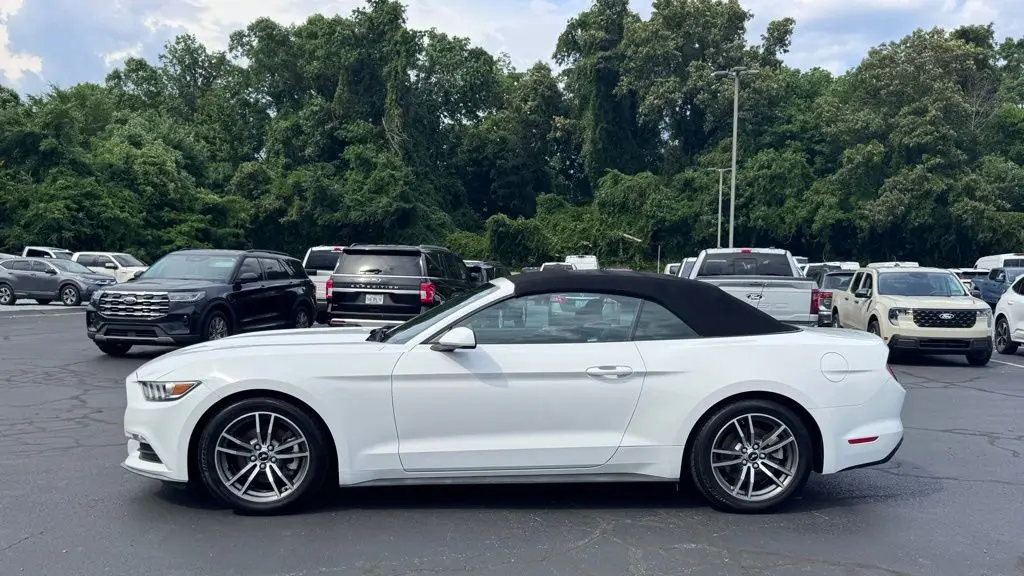 2015 Ford Mustang V6