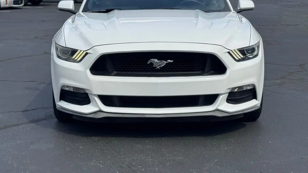 2015 Ford Mustang V6