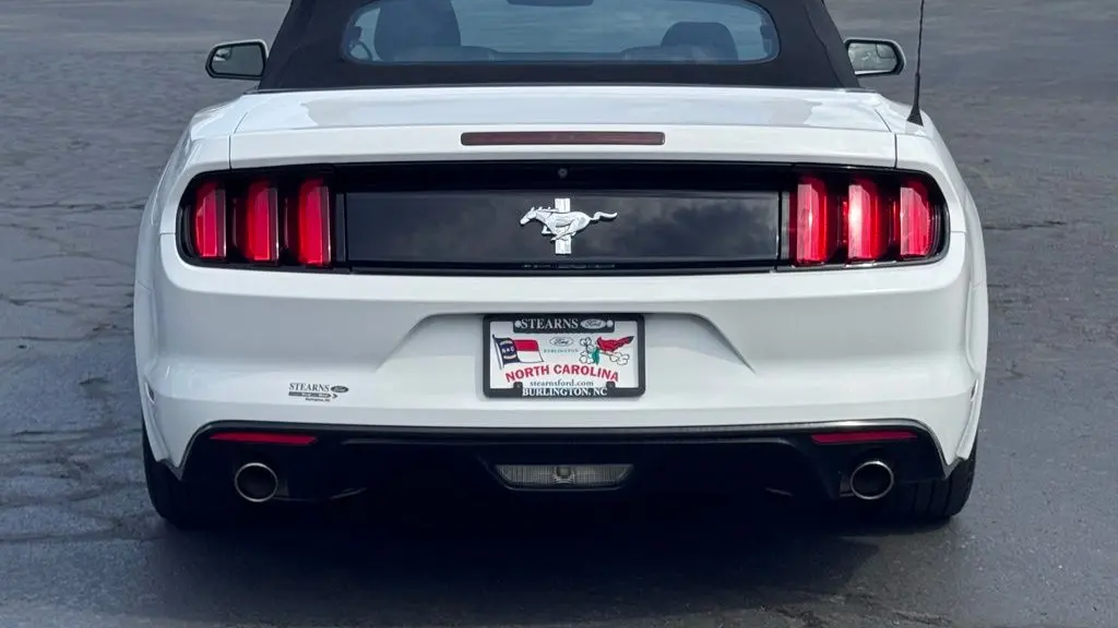 2015 Ford Mustang V6