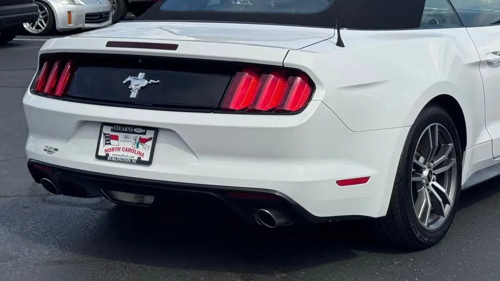 2015 Ford Mustang V6
