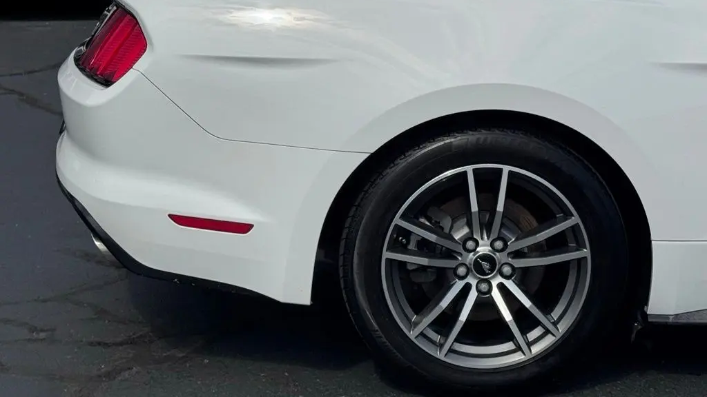 2015 Ford Mustang V6
