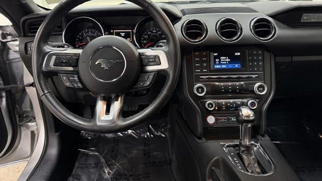 2016 Ford Mustang V6