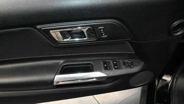 2015 Ford Mustang V6