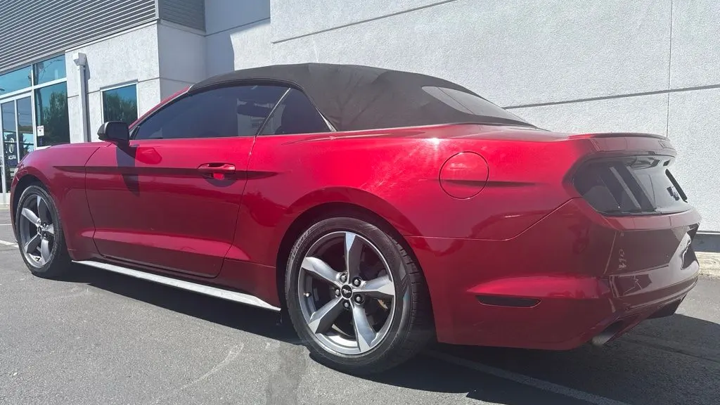 2016 Ford Mustang V6