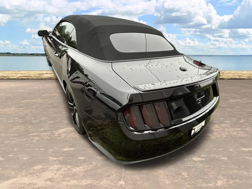 2016 Ford Mustang - $29,500