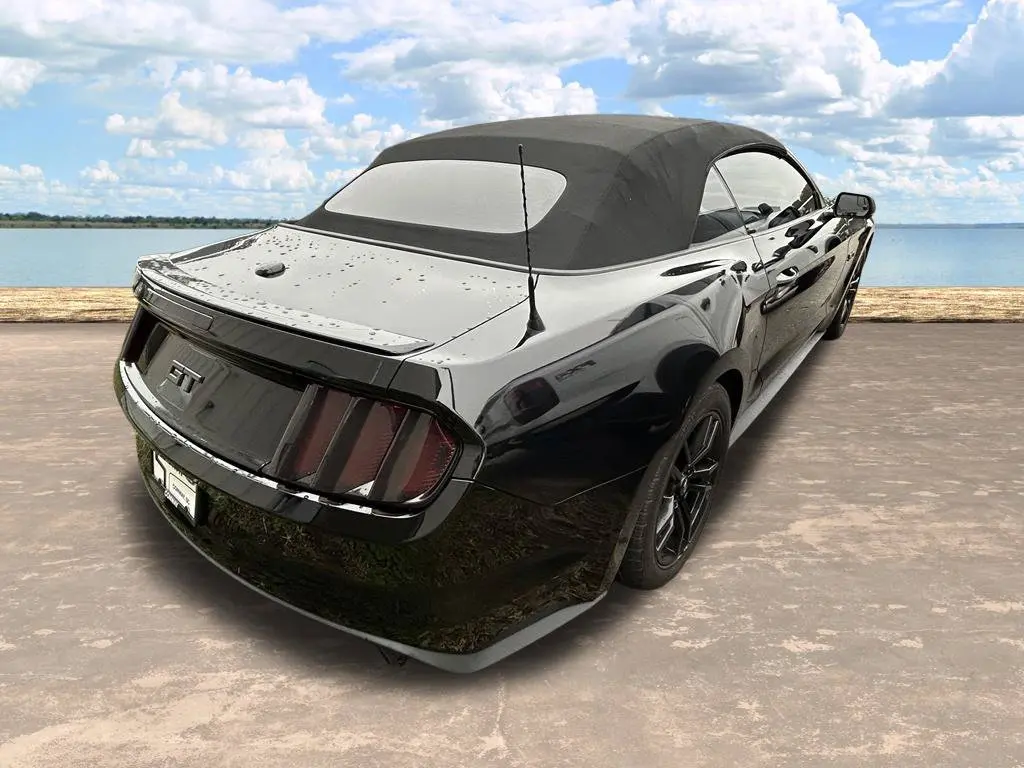 2016 Ford Mustang - $29,500
