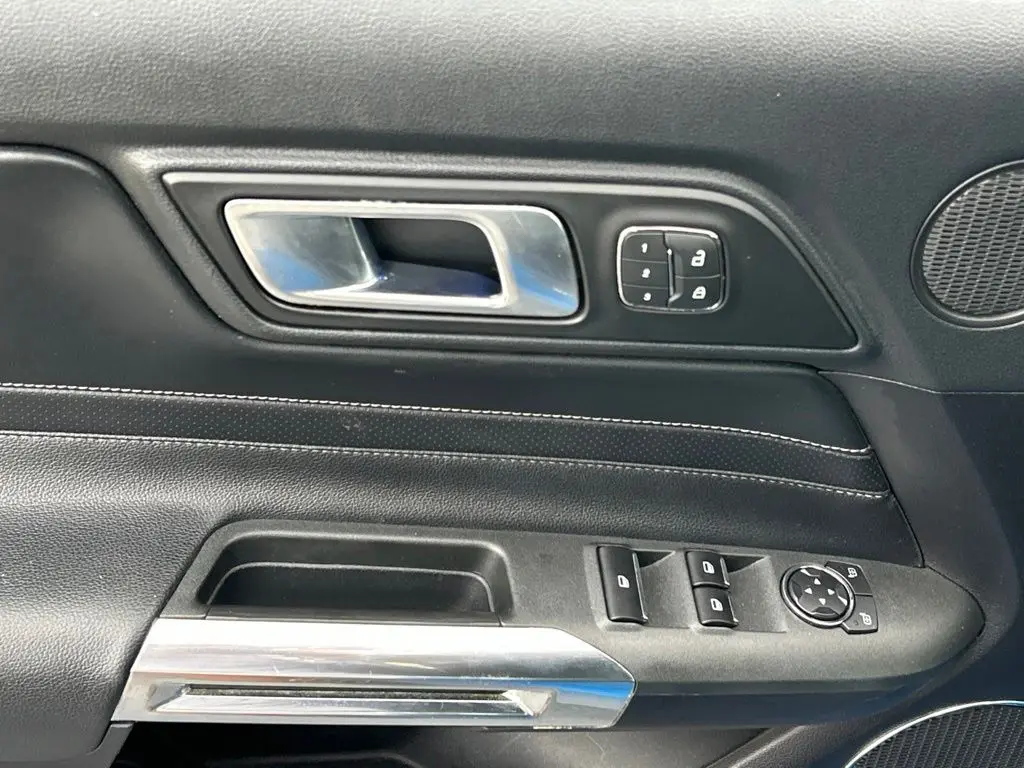 2019 Ford Mustang - $22,797