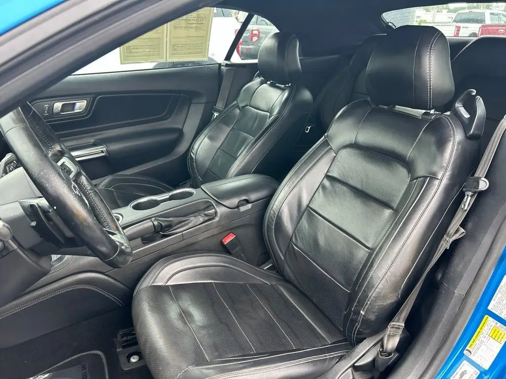 2019 Ford Mustang - $22,797