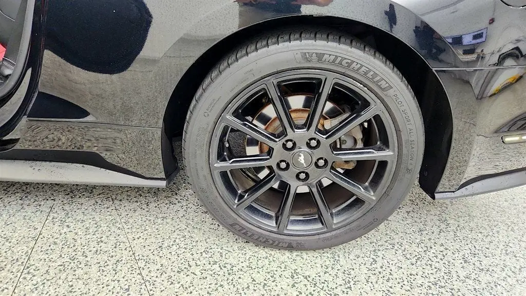 2016 Ford Mustang - $14,495