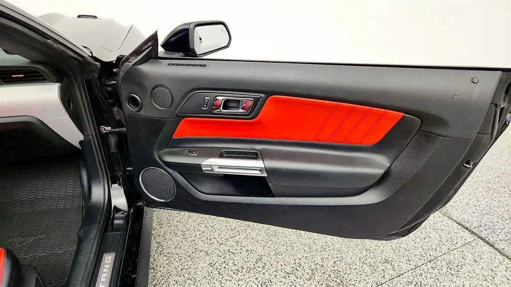 2016 Ford Mustang - $14,495