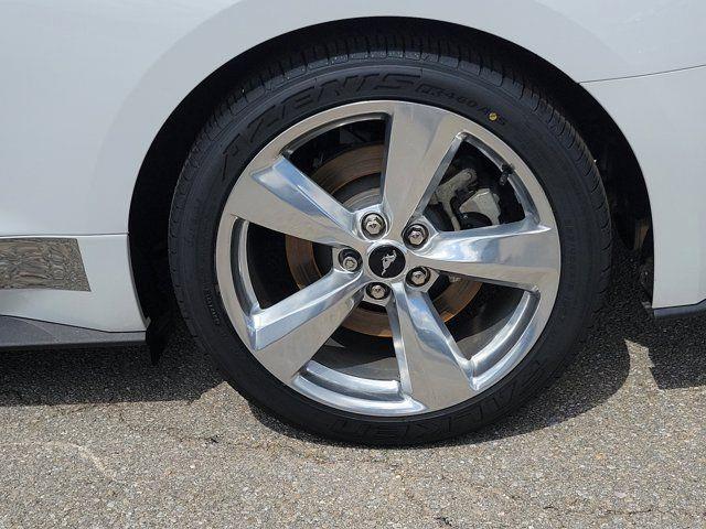 2019 Ford Mustang - $32,789