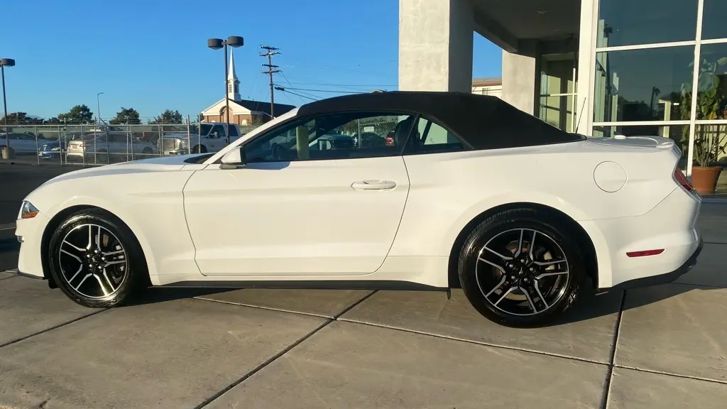 2023 Ford Mustang EcoBoost