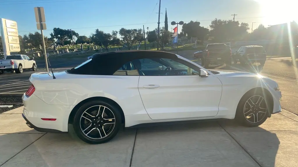 2023 Ford Mustang EcoBoost