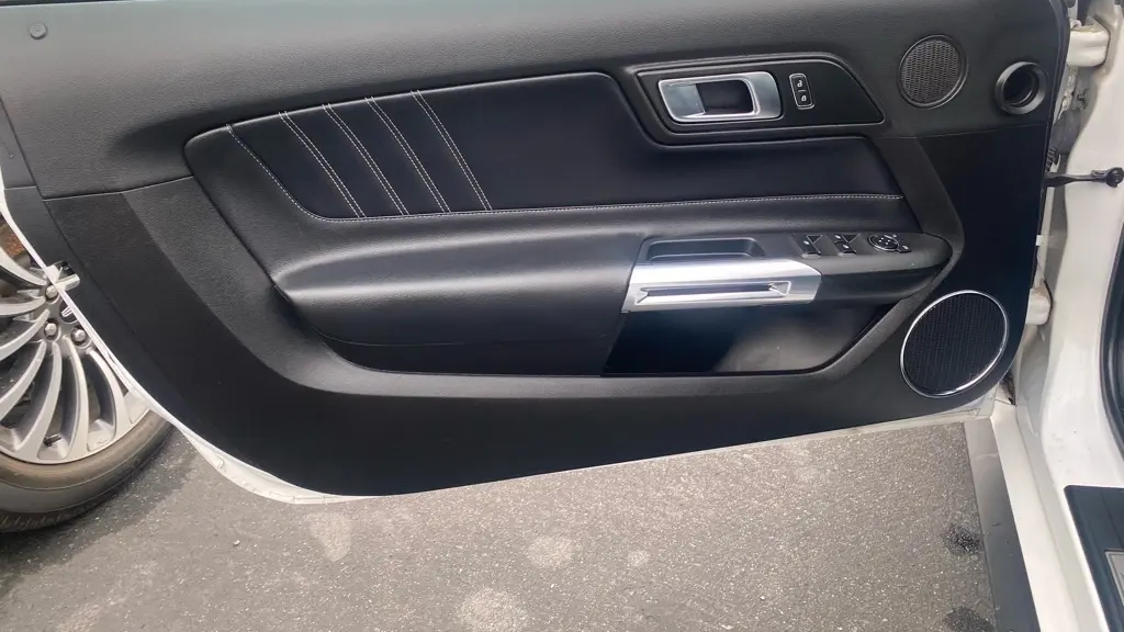 2023 Ford Mustang EcoBoost