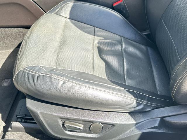 2019 Ford Mustang - $19,580