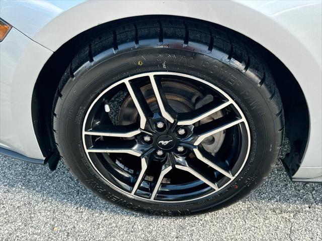 2019 Ford Mustang - $19,580