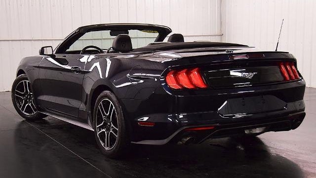 2021 Ford Mustang EcoBoost