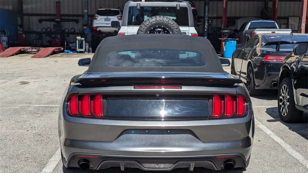 2015 Ford Mustang EcoBoost Premium