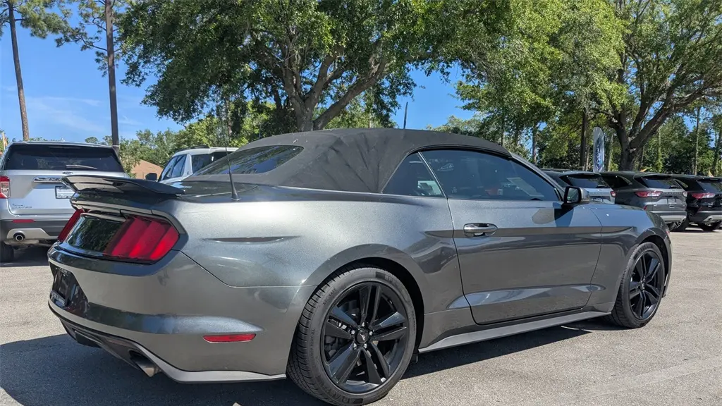 2015 Ford Mustang EcoBoost Premium