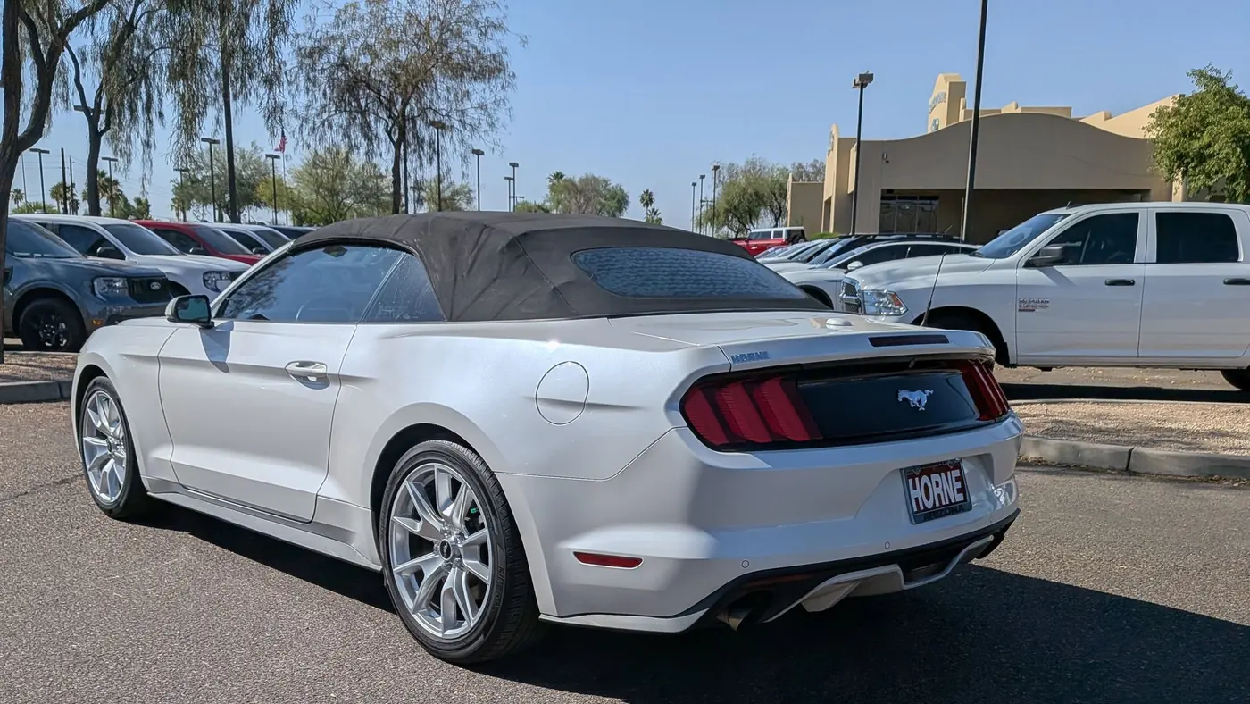 2017 Ford Mustang EcoBoost Premium