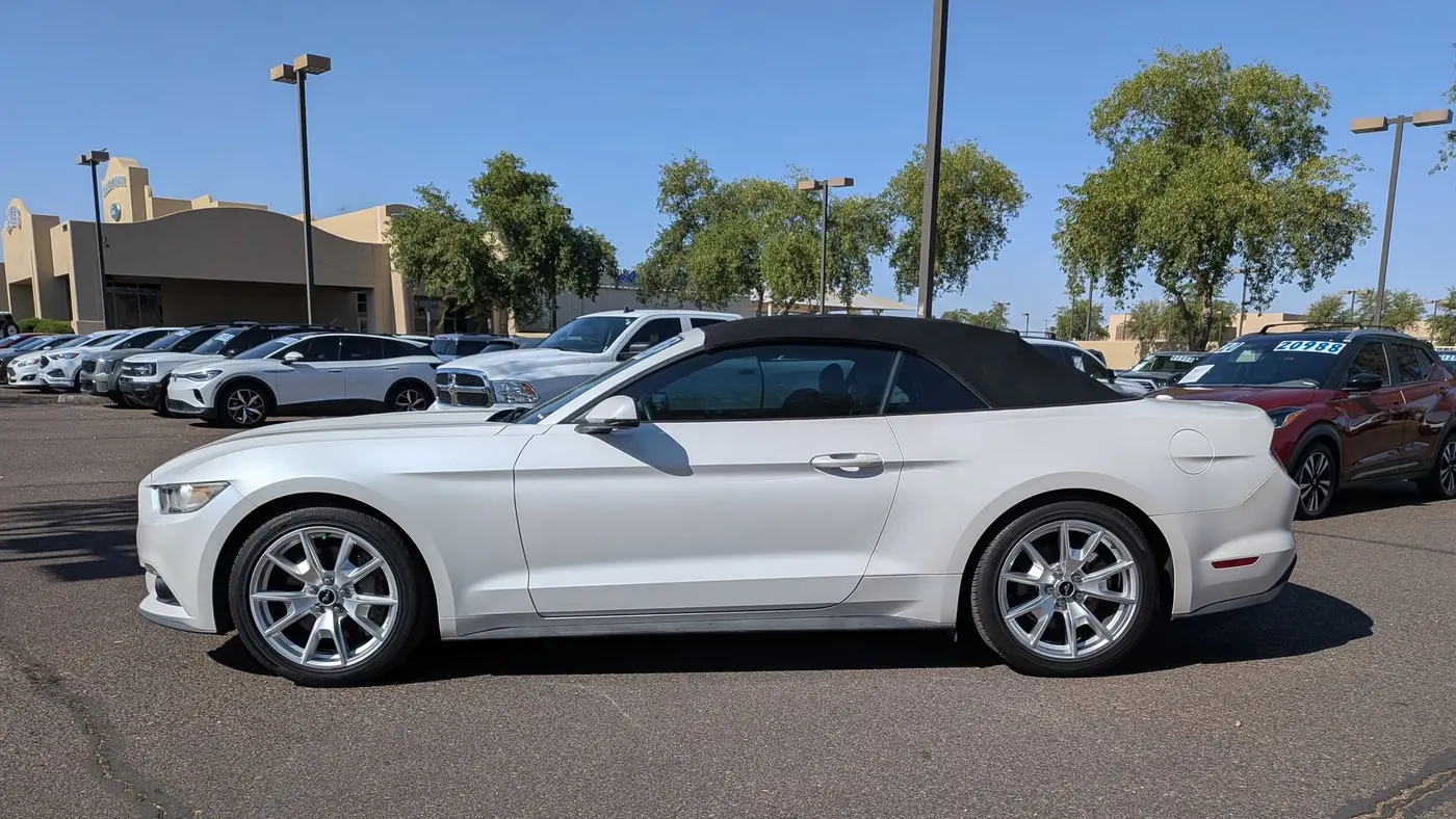 2017 Ford Mustang EcoBoost Premium