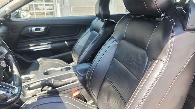 2020 Ford Mustang EcoBoost