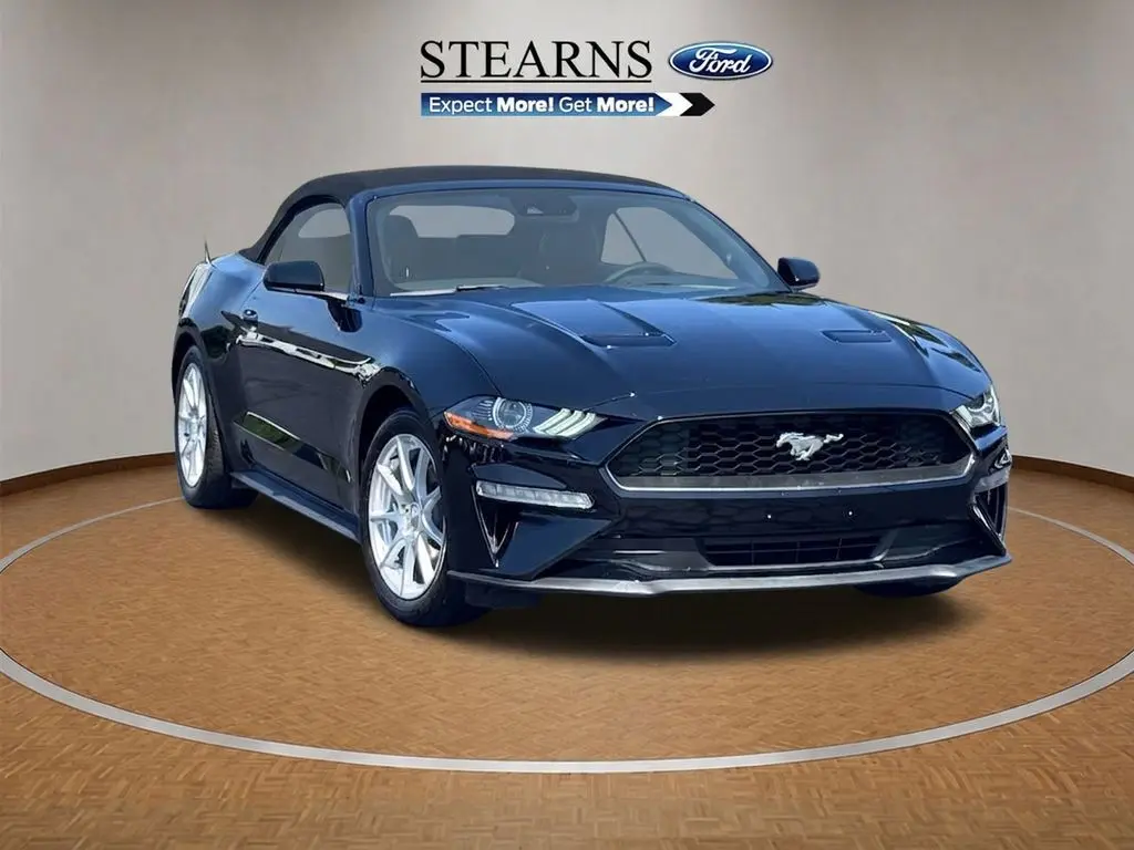 2022 Ford Mustang