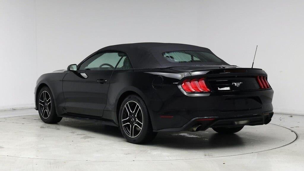 2022 Ford Mustang EcoBoost