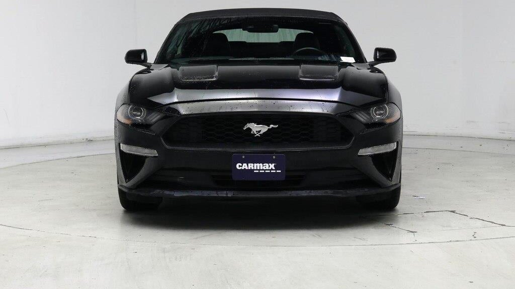 2022 Ford Mustang EcoBoost