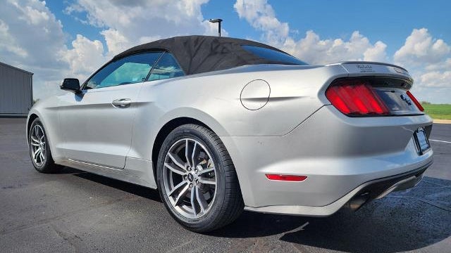 2017 Ford Mustang EcoBoost Premium