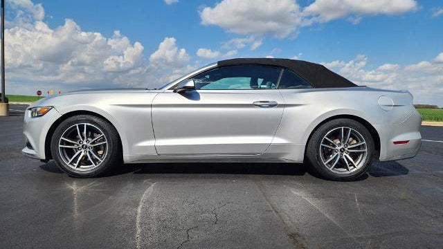 2017 Ford Mustang EcoBoost Premium