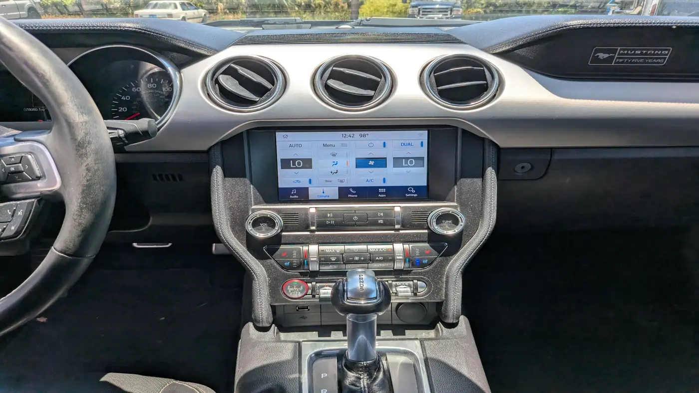 2020 Ford Mustang EcoBoost