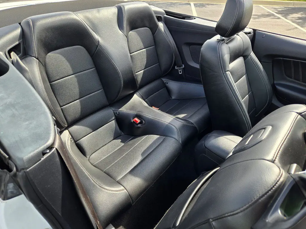 2020 Ford Mustang - $17,793