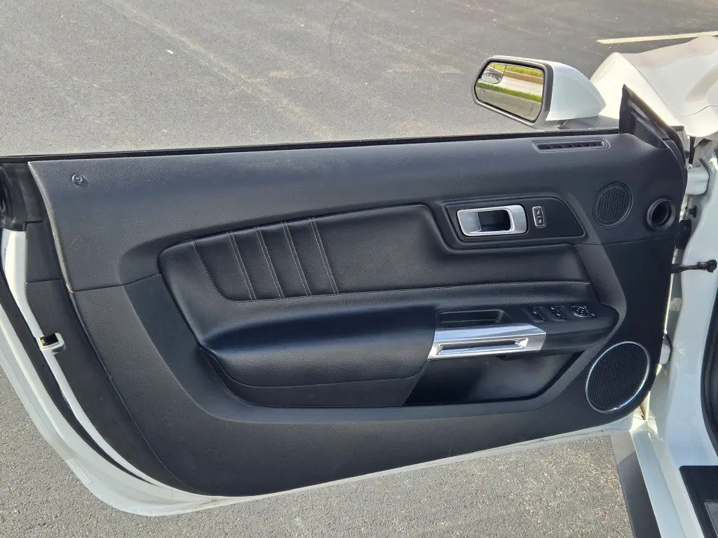 2020 Ford Mustang - $17,793