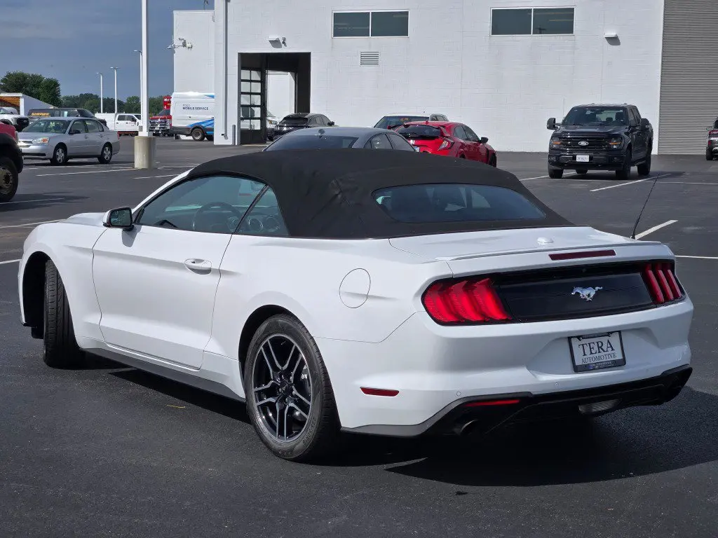 2020 Ford Mustang - $17,793
