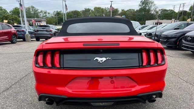 2021 Ford Mustang EcoBoost